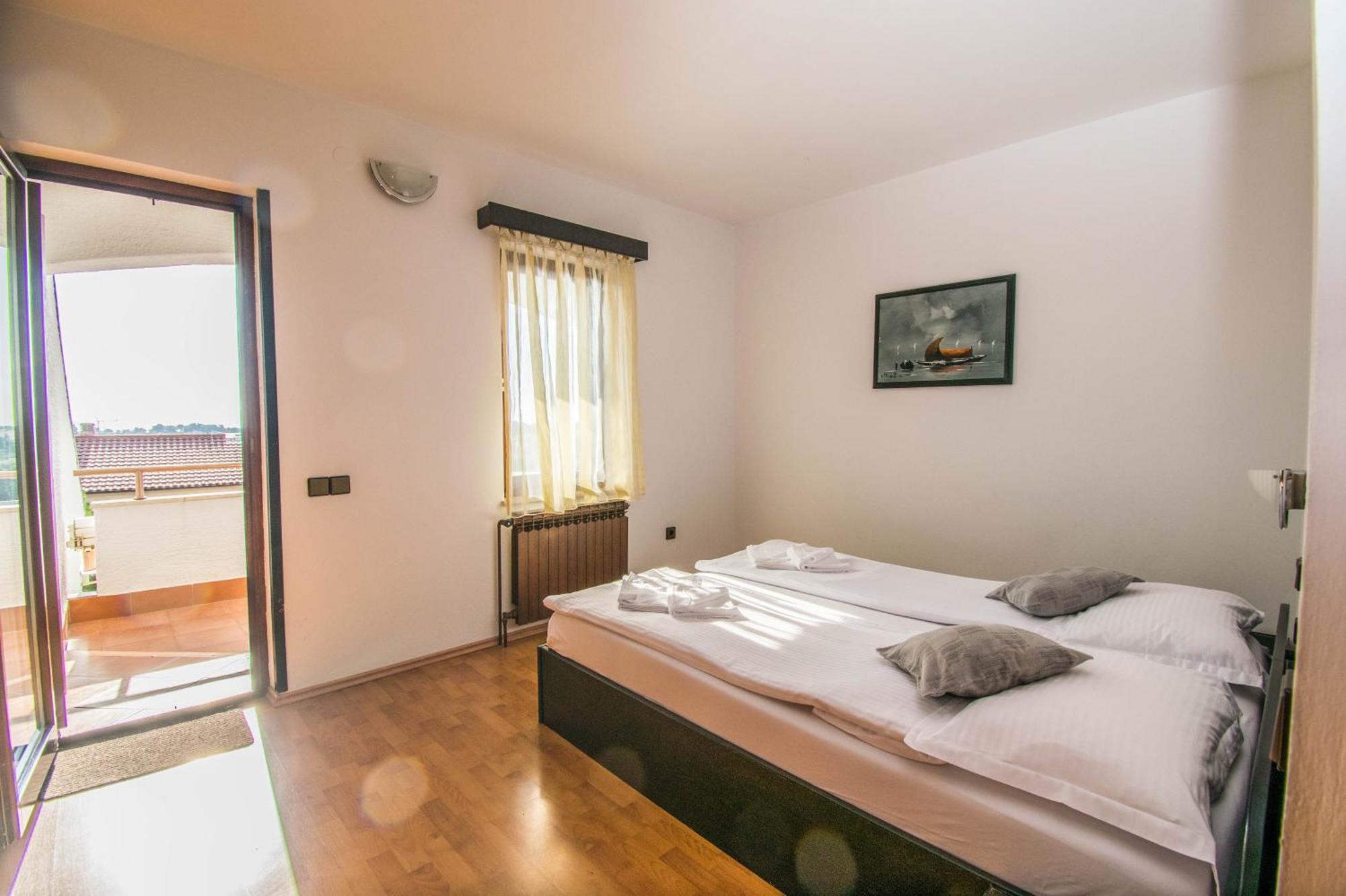 Apartments Grand&Vista in Krk Krk Town Exterior foto